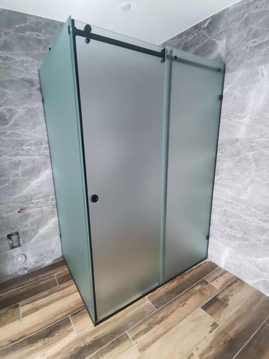 Services shawer glass solutions
